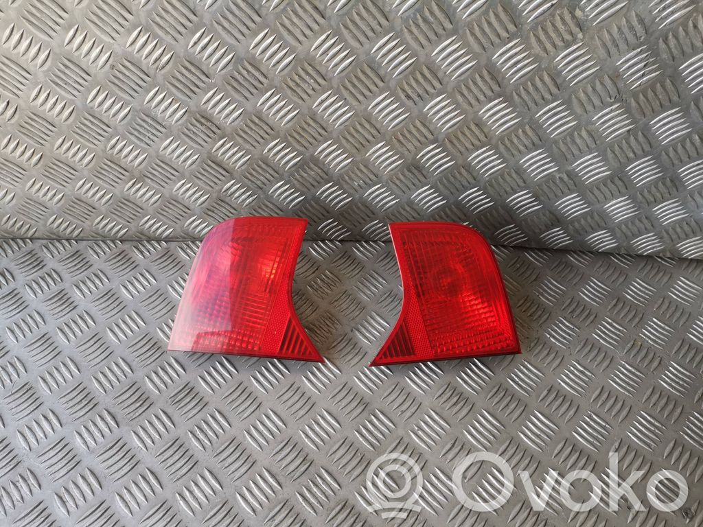 Audi A4 S4 B7 8E 8H Lampy tylne / Komplet 