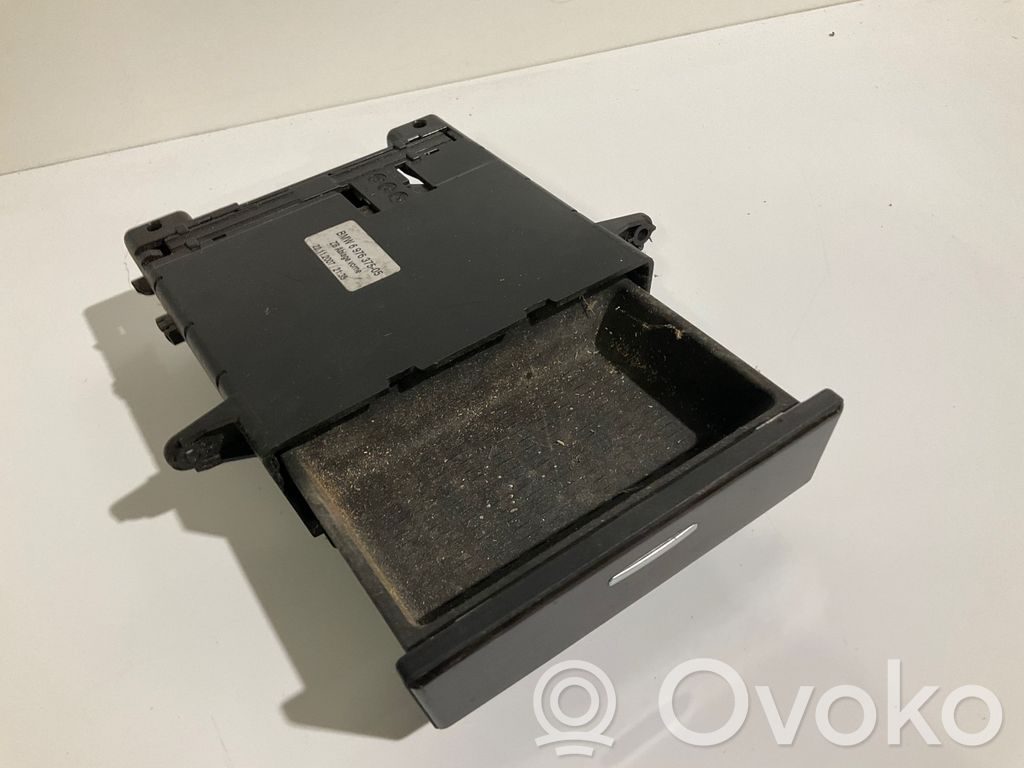 BMW 5 E60 E61 Pelnutrauks 