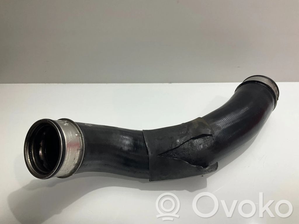 Mercedes-Benz E W211 Intercooler hose/pipe 