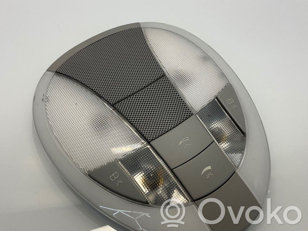 Mercedes-Benz CLS C219 Lampka podsufitki tylna 