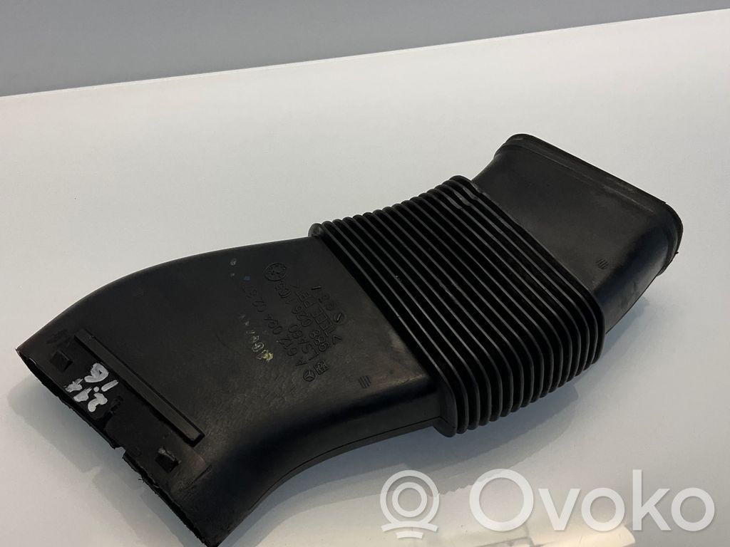 Mercedes-Benz E W211 Parte del condotto di aspirazione dell'aria 