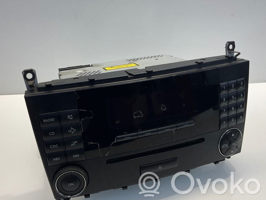 Mercedes-Benz C W203 Radio/CD/DVD/GPS head unit 
