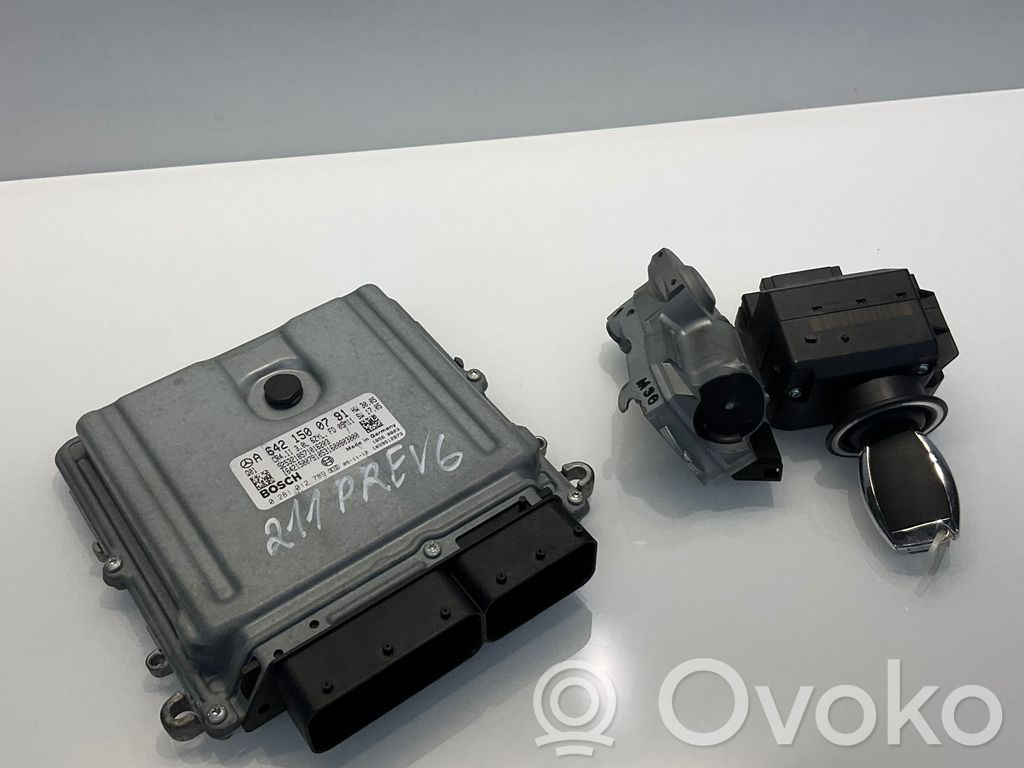 Mercedes-Benz E W211 Engine ECU kit and lock set 