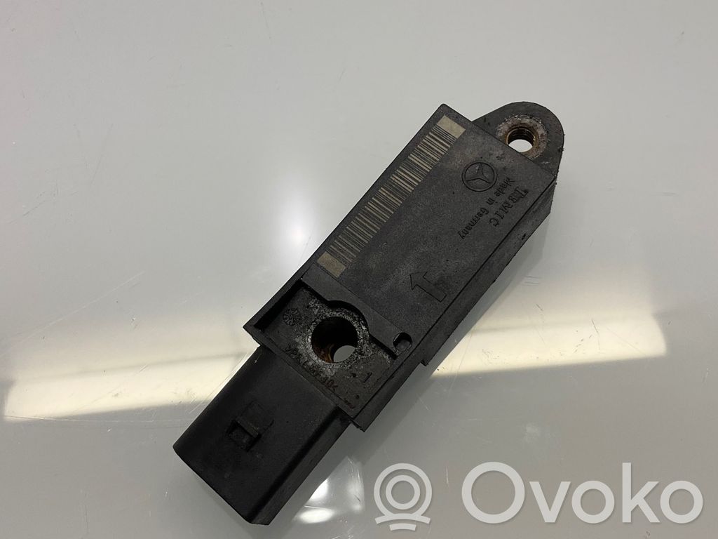 Mercedes-Benz E W211 Airbag deployment crash/impact sensor 