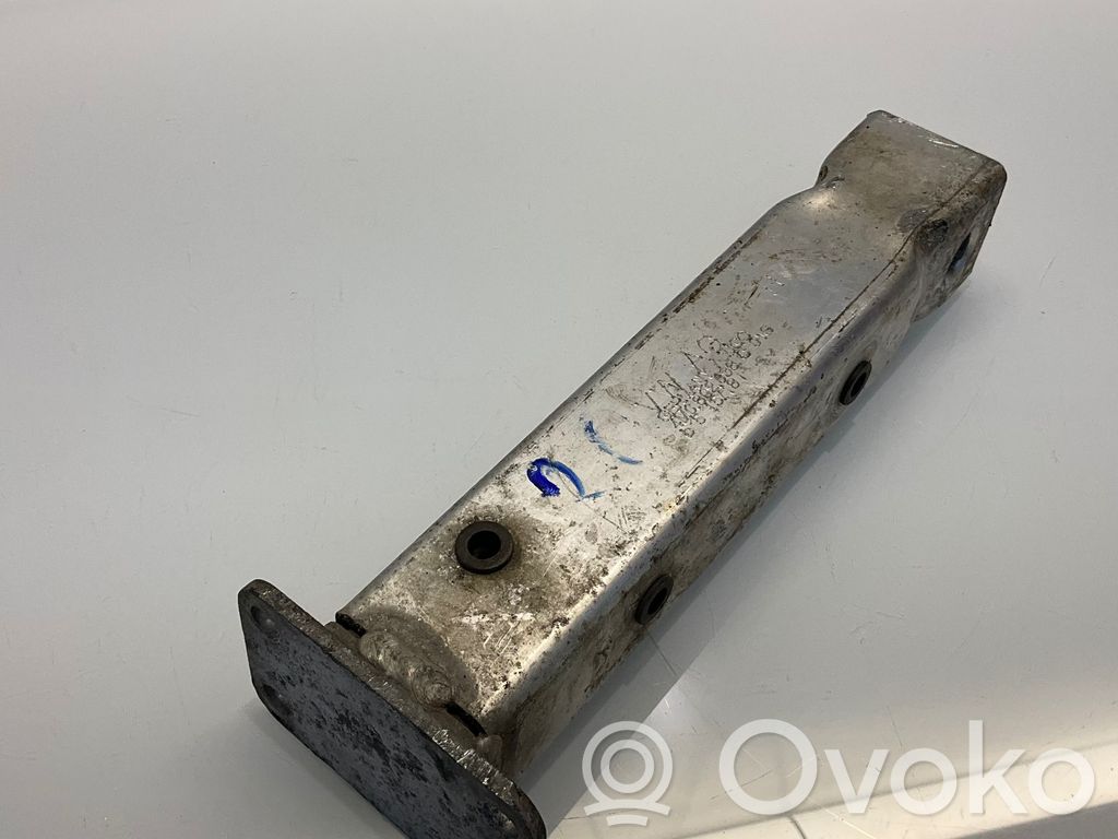 Porsche Cayenne (92A) Radiator support slam panel bracket 