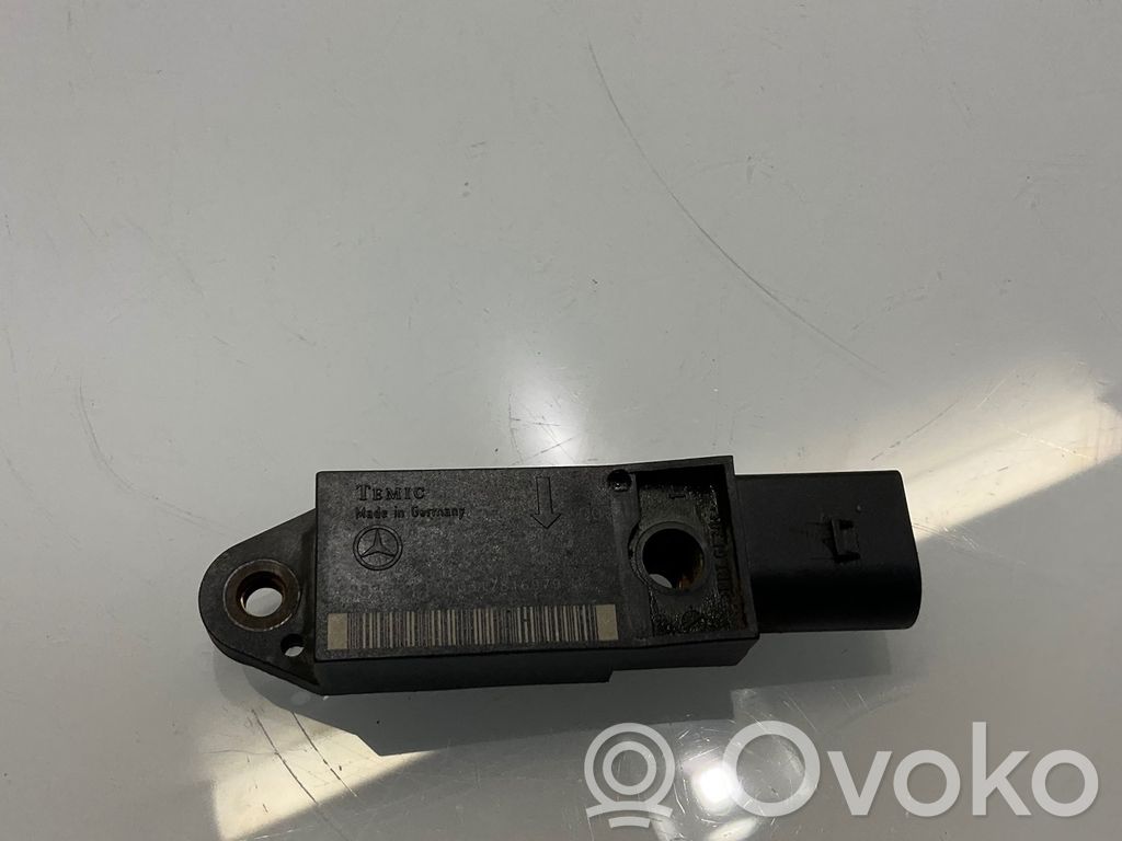 Mercedes-Benz E W211 Airbag deployment crash/impact sensor 