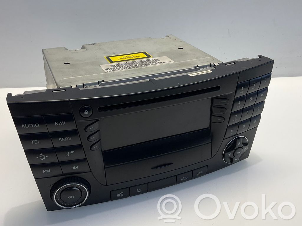 Panel / Radioodtwarzacz CD/DVD/GPS   A2118275142,41011142,2118275142