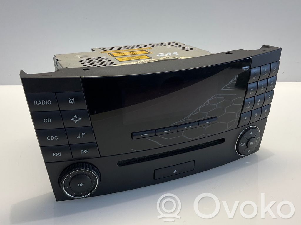 Mercedes-Benz E W211 Radio / CD-Player / DVD-Player / Navigation 
