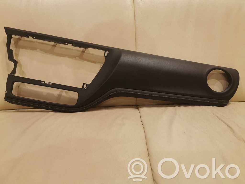 Toyota Auris E180 Panel trim 