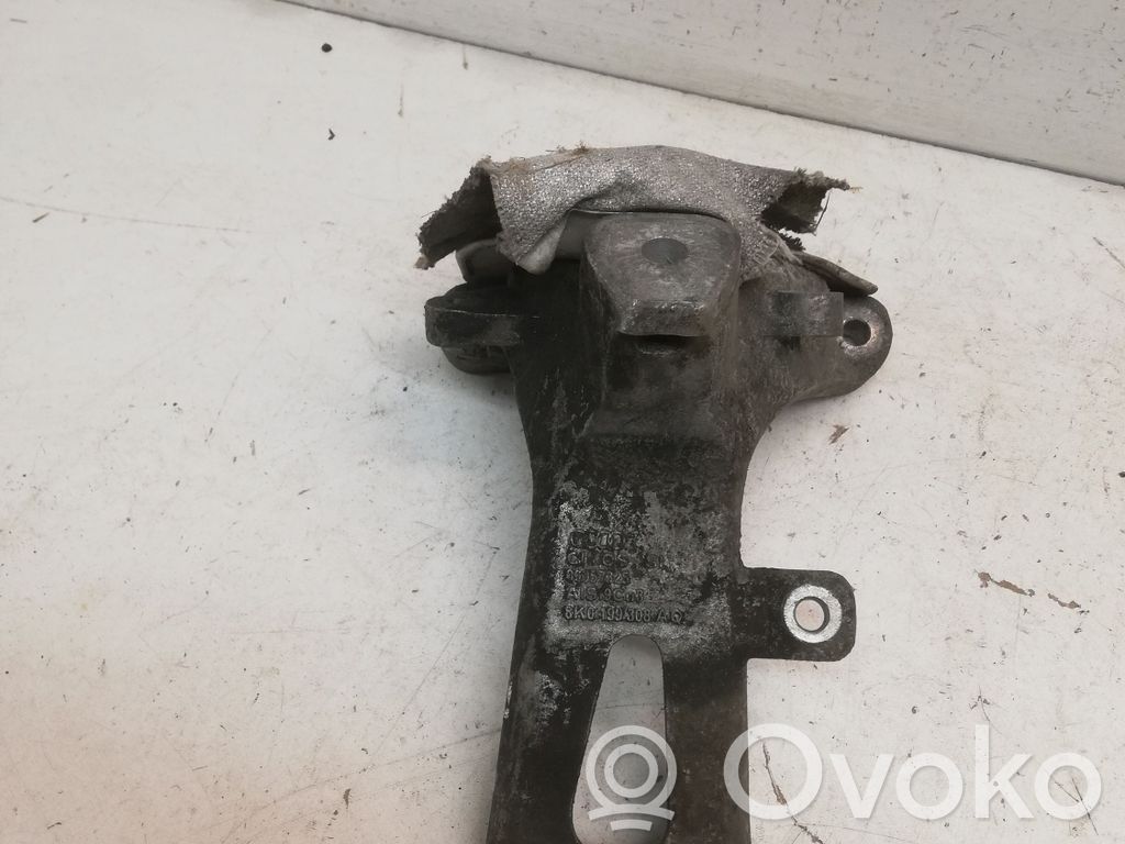 Audi Q5 SQ5 8R Engine mounting bracket 