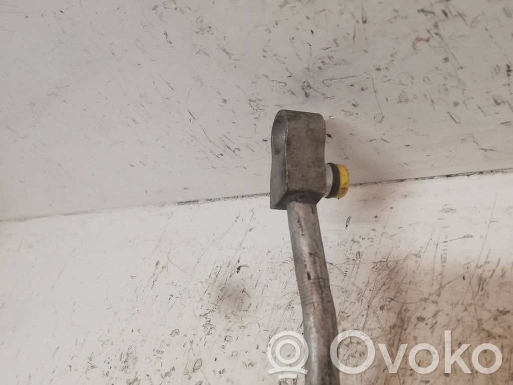 Air conditioning (A/C) pipe/hose