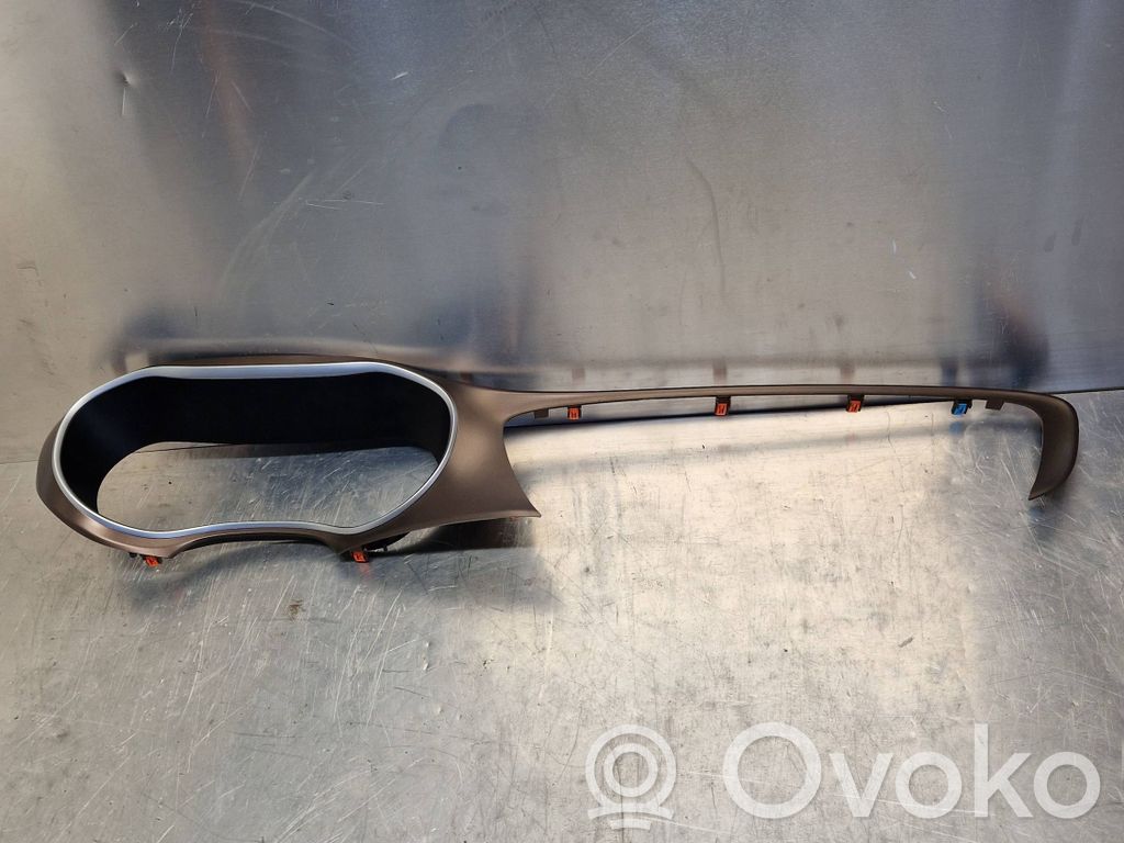 Chrysler Pacifica Dashboard trim 