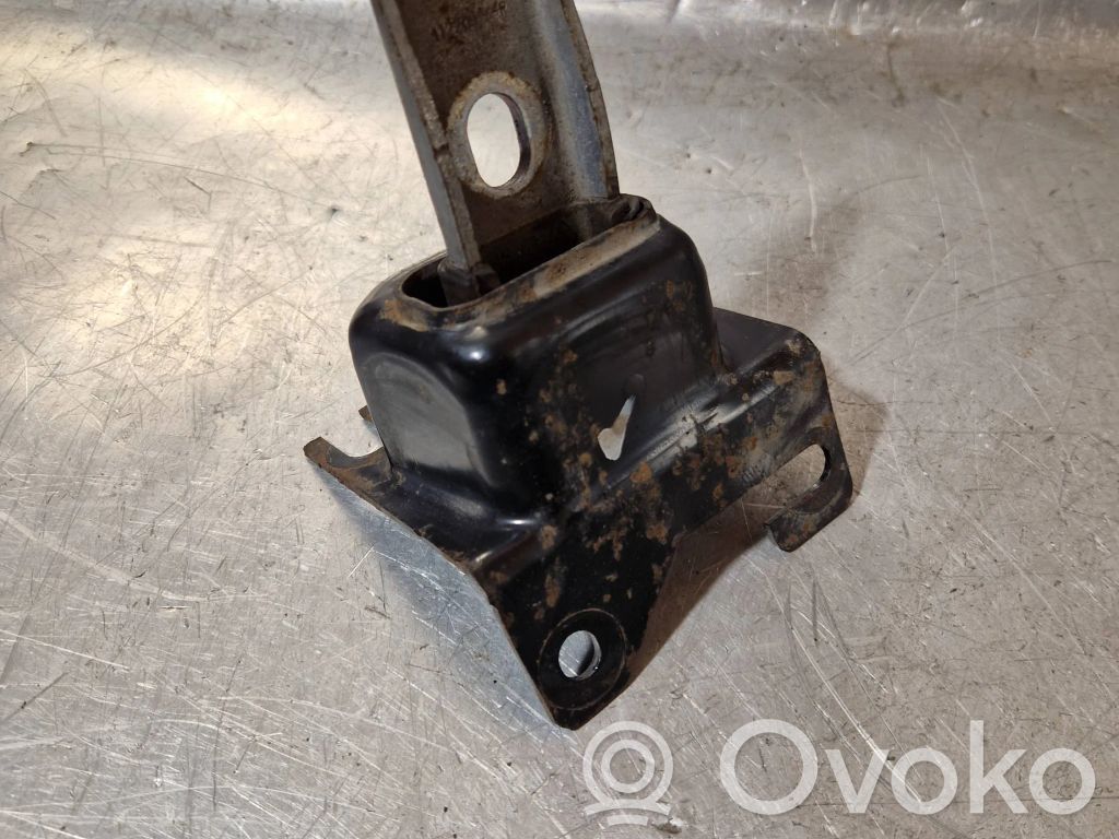 Dacia Sandero Engine mount bracket 