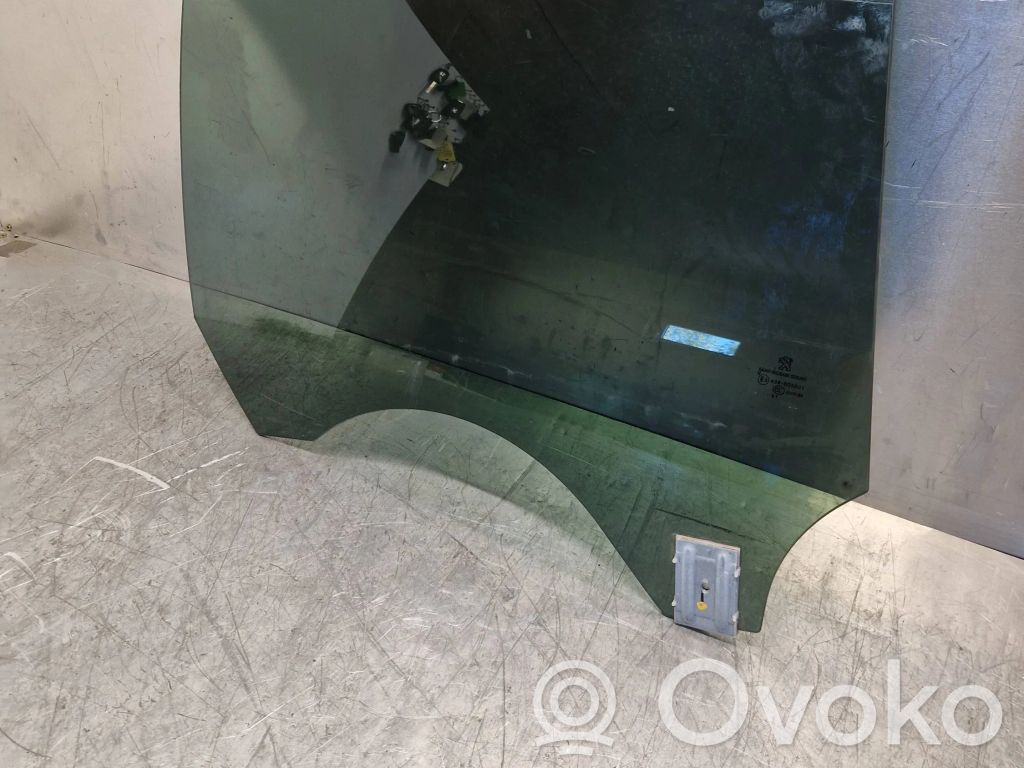 Peugeot 508 Rear windscreen/windshield window 