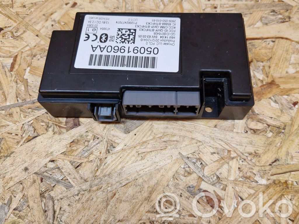 Chrysler Town & Country V Bluetooth control unit module 