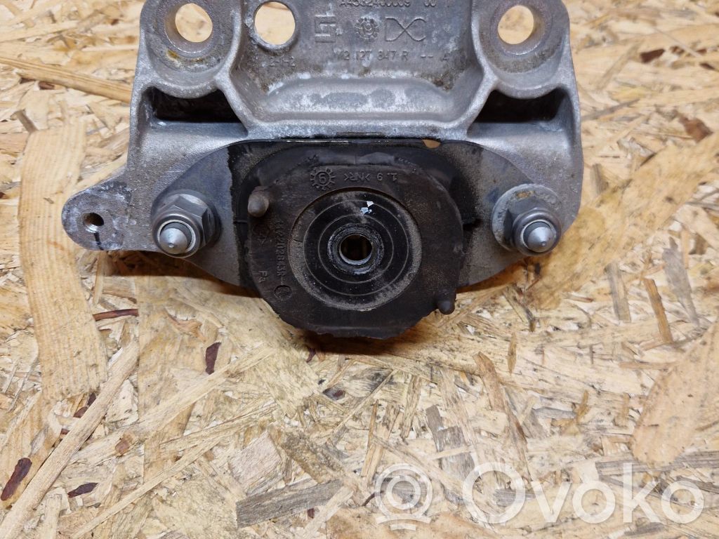 Renault Twingo III Engine mount bracket 
