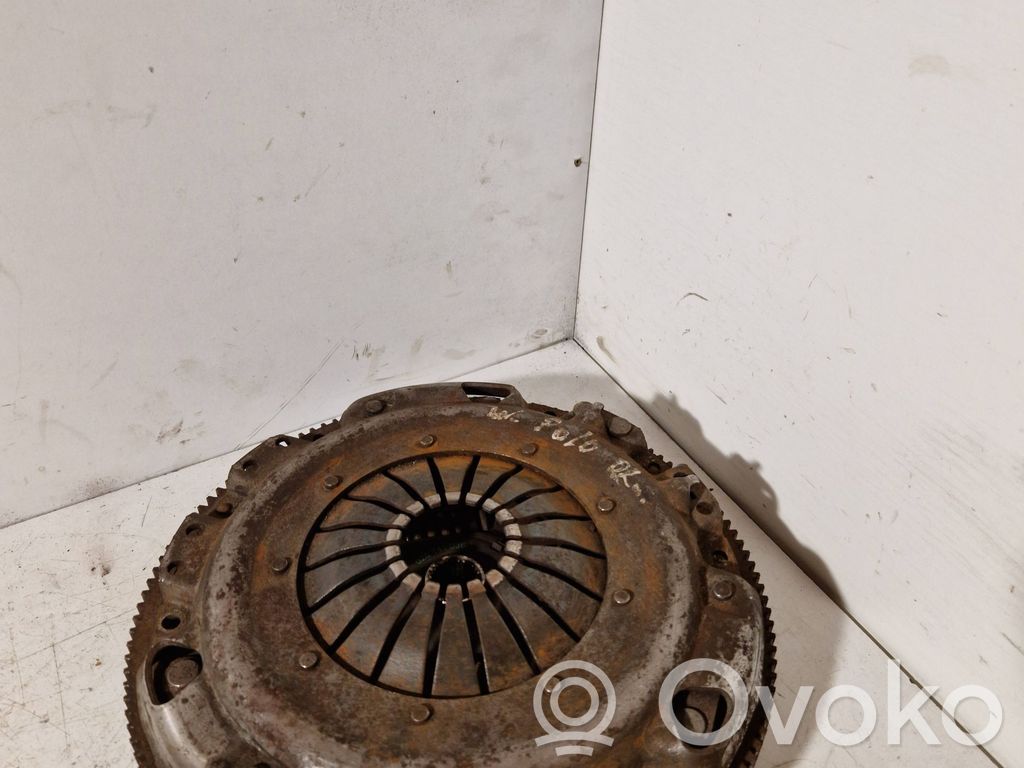 Volkswagen Polo Sankabos komplektas 