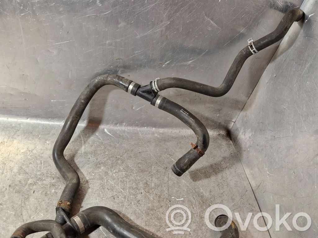 Engine coolant pipe/hose   922318