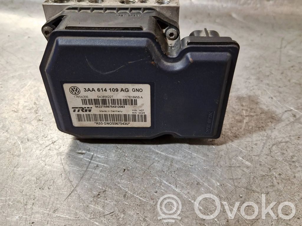 Volkswagen PASSAT B7 ABS Pump 