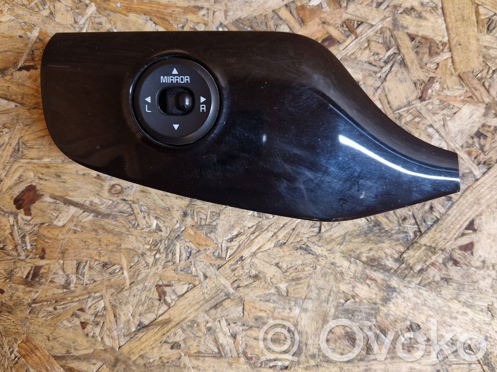 KIA Ceed Wing mirror switch 