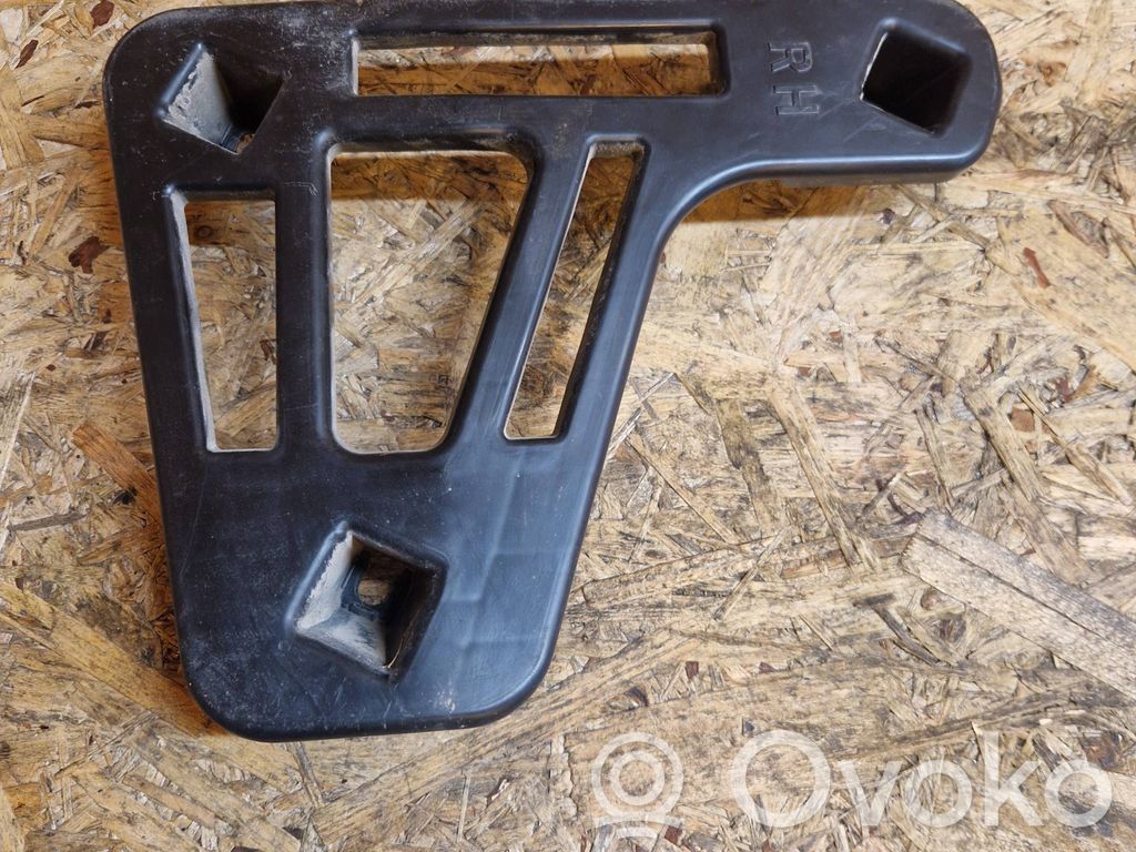 KIA Ceed Rear bumper mounting bracket 