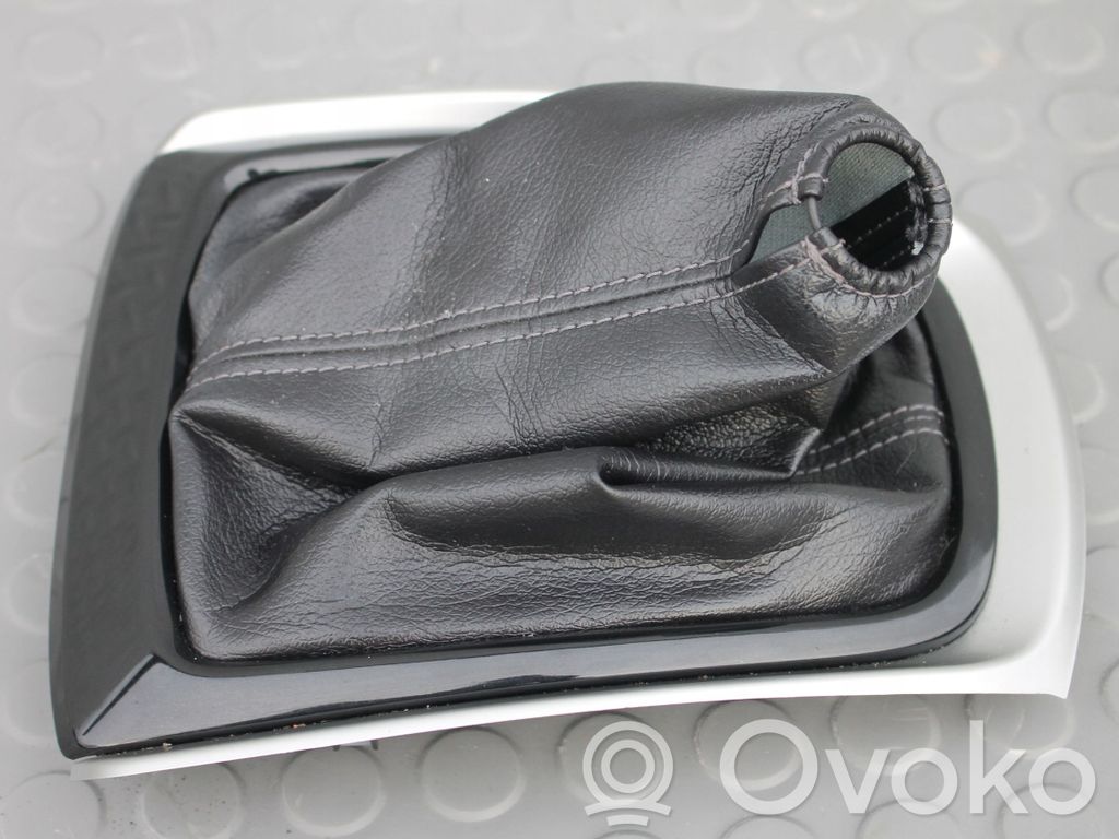 Nissan X-Trail T32 Gear lever shifter trim leather/knob 