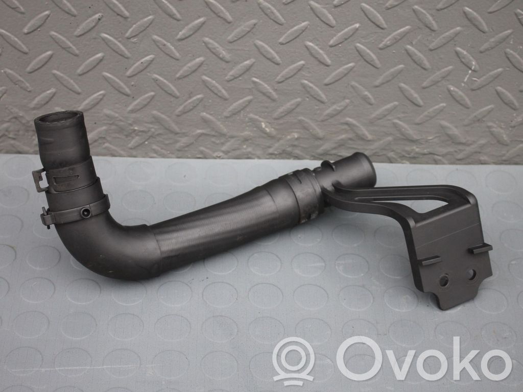 Toyota Verso Caurulīte (-es) / šļūtene (-es) 