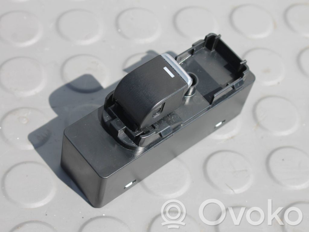 Mazda CX-5 Electric window control switch 