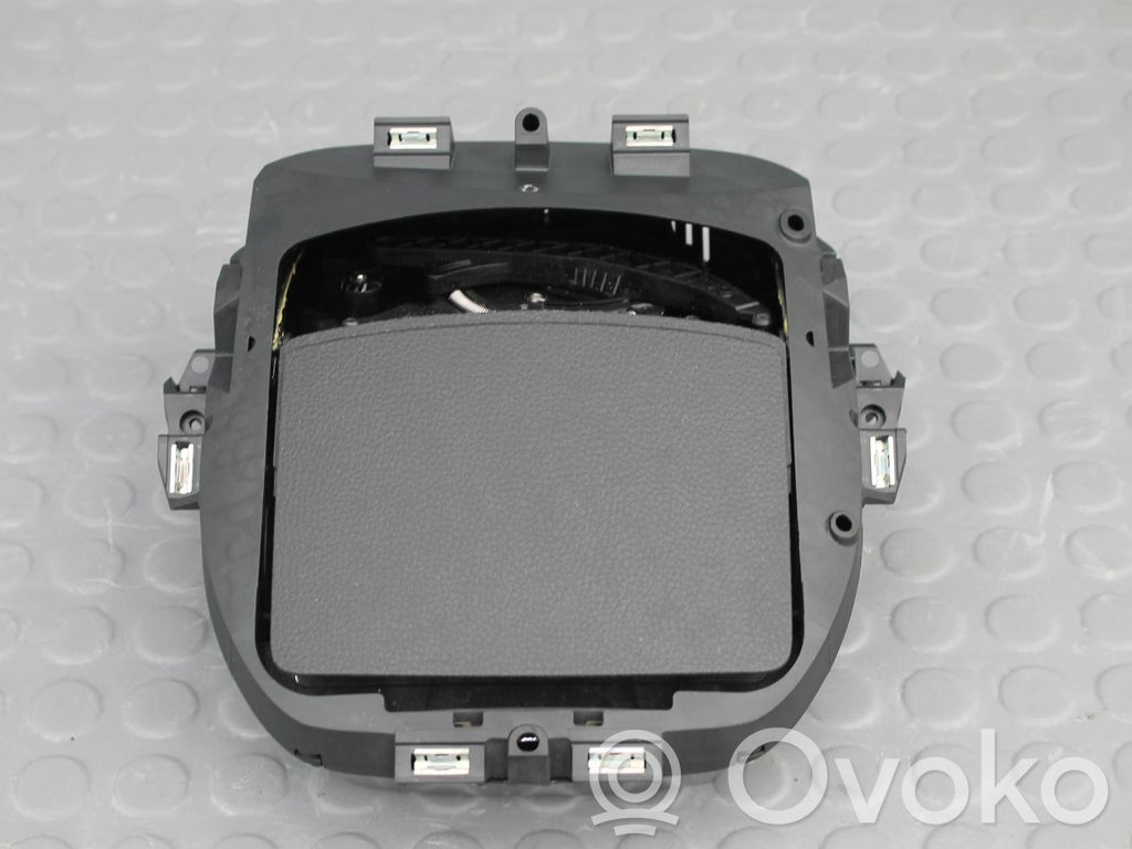 Mitsubishi Eclipse Cross Head up display screen 