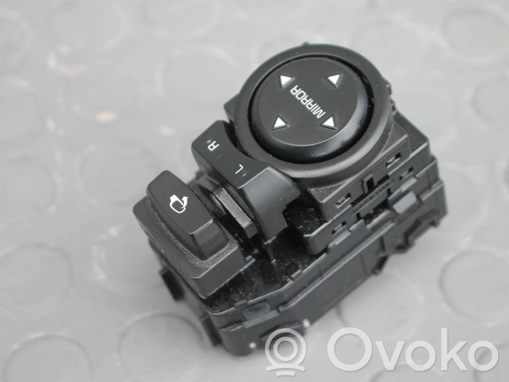 KIA Rio Wing mirror switch 
