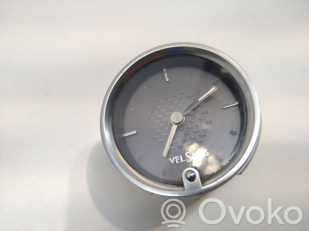 Renault Vel Satis Pulkstenis 