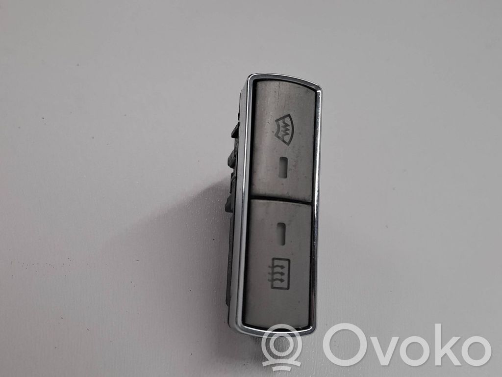 Ford S-MAX Windscreen/window heater switch 