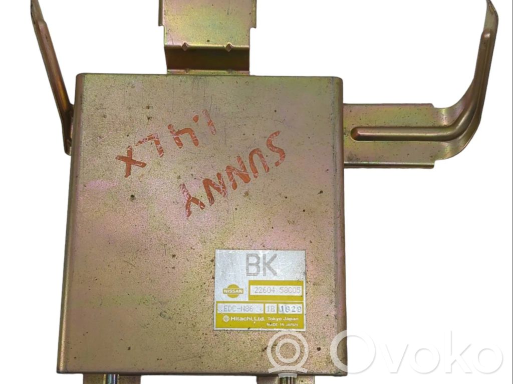 Nissan Sunny Engine control unit/module 