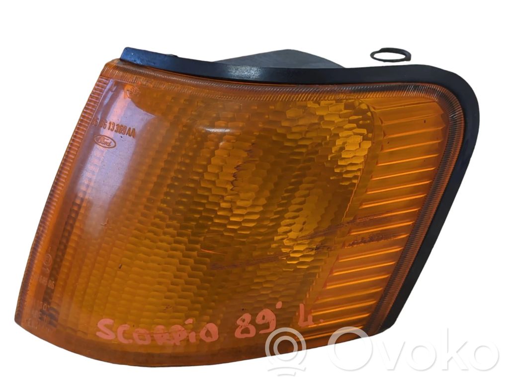 Ford Scorpio Front indicator light 