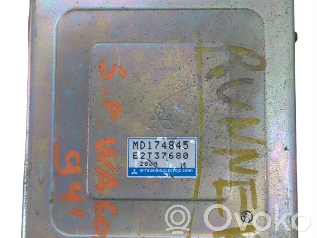 Engine control unit/module   MD174845,E2T37680