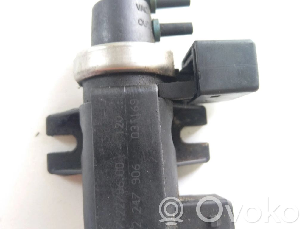 Electroválvula del turbo   2247906