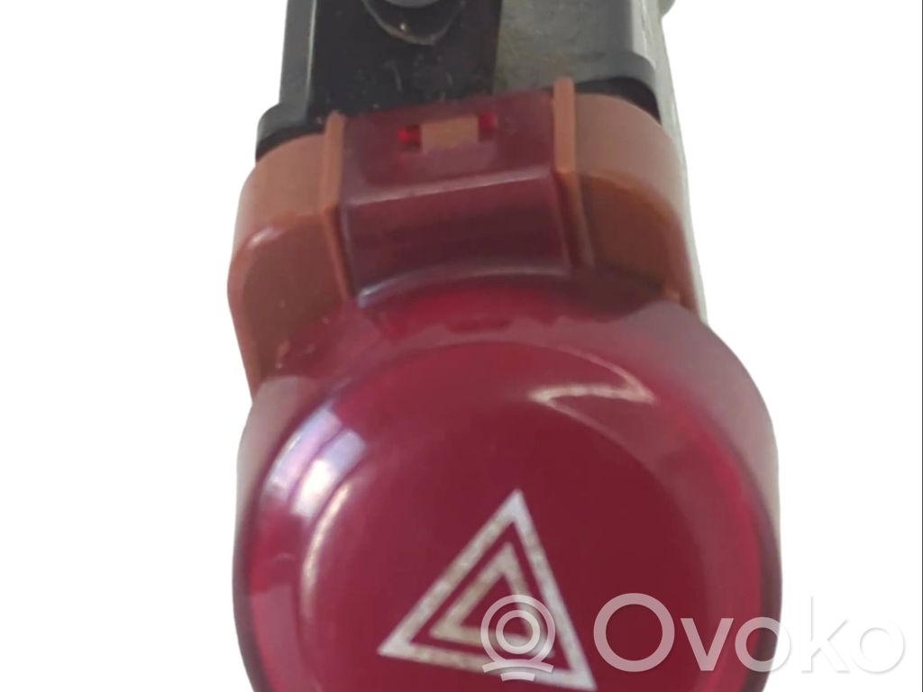 Botón interruptor de luz de peligro   M30581,35510SMGG01