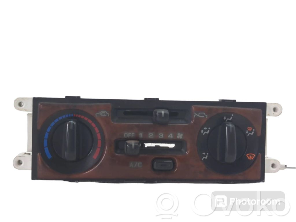Subaru Forester SF Climate control unit 
