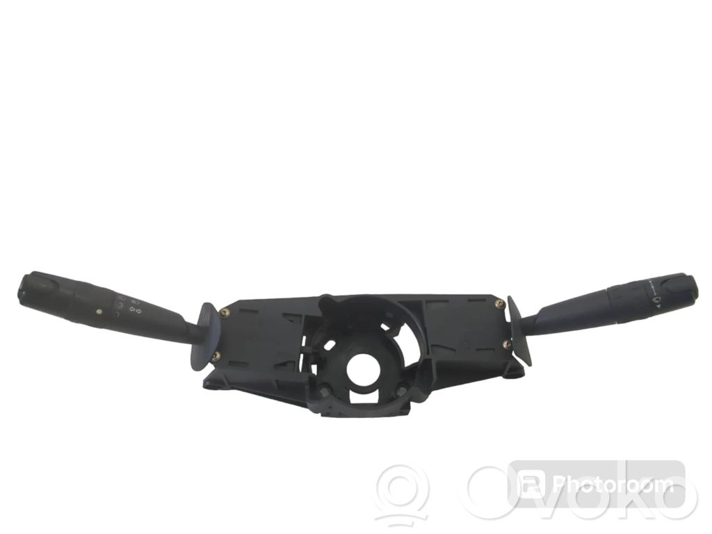 Peugeot 605 Bloc semnalizator și ștergător parbriz 