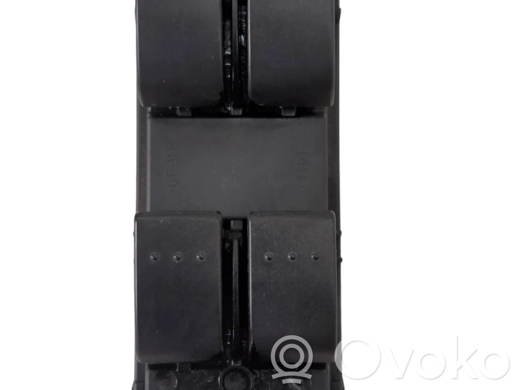 Mazda 3 I Electric window control switch 