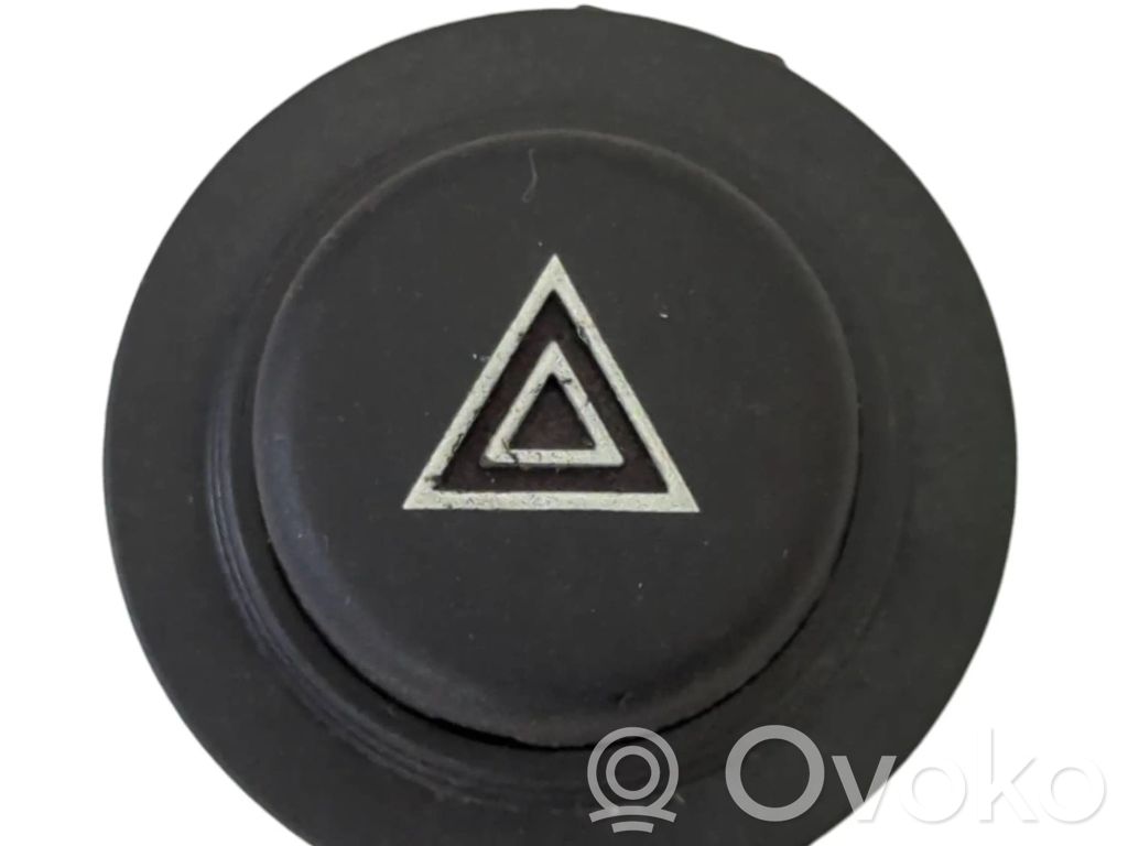 Volvo 440 Hazard light switch 