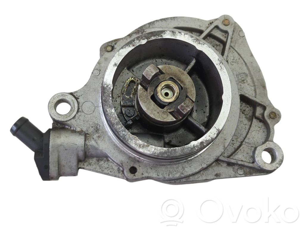 BMW 5 E39 Pompe à vide 