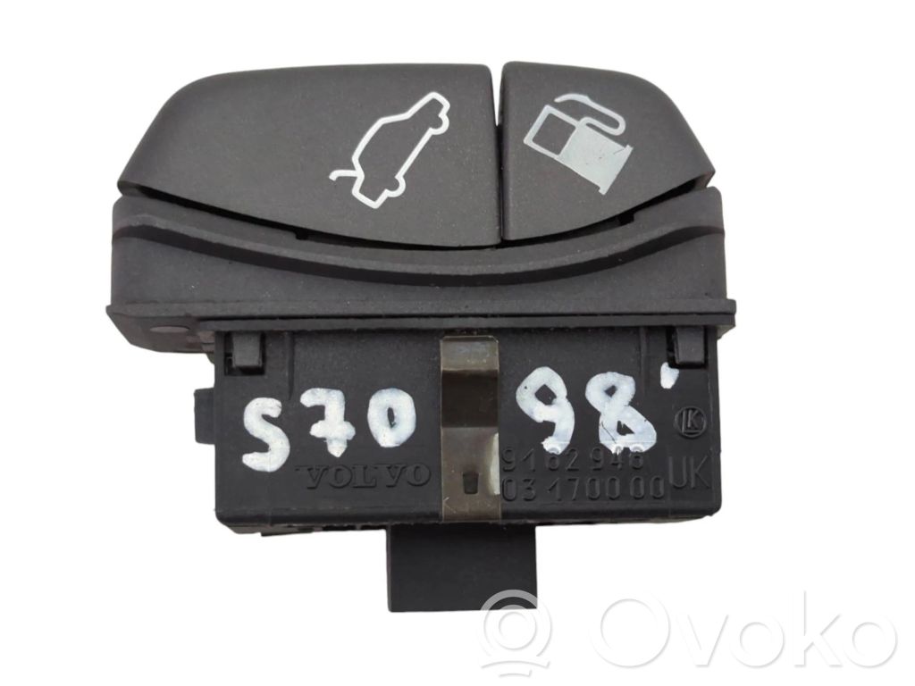 Volvo S70  V70  V70 XC Fuel tank opening switch 