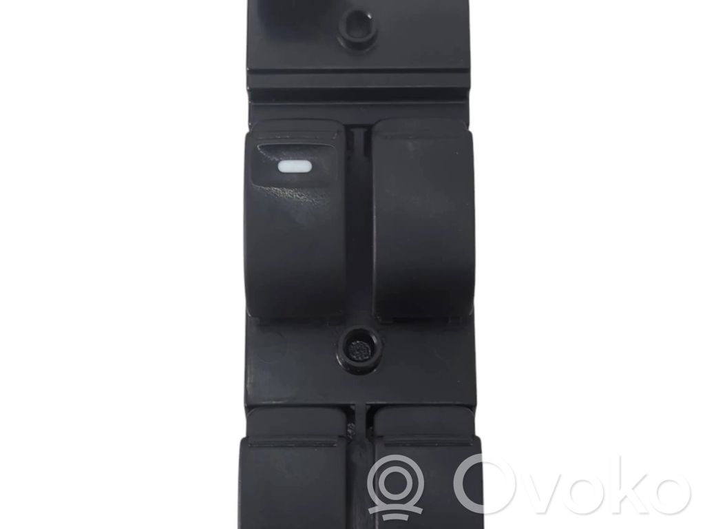 Mitsubishi Lancer Electric window control switch 