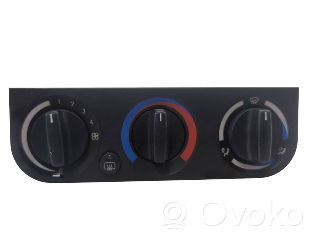 BMW 3 E36 Climate control unit 