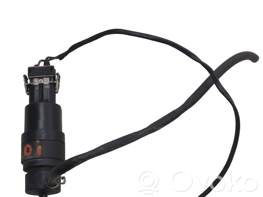 BMW 3 E36 Windscreen/windshield washer pump 