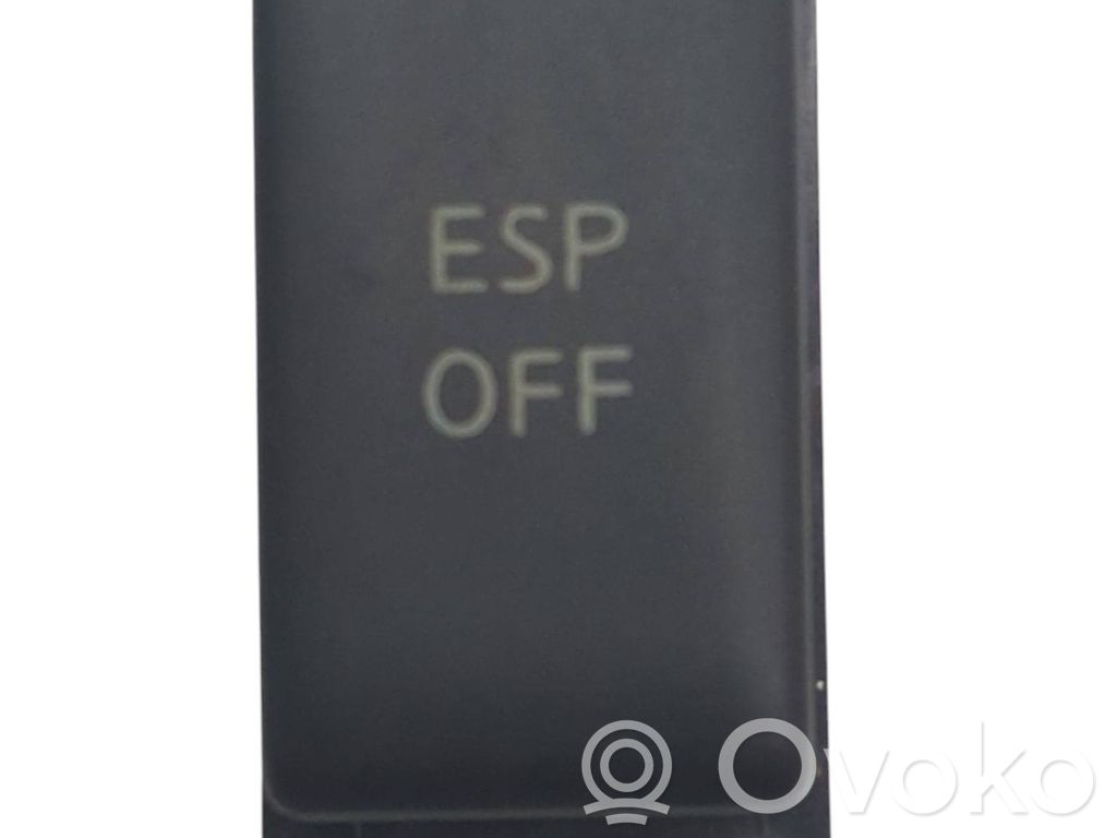 Nissan Qashqai ESP (stability program) switch 