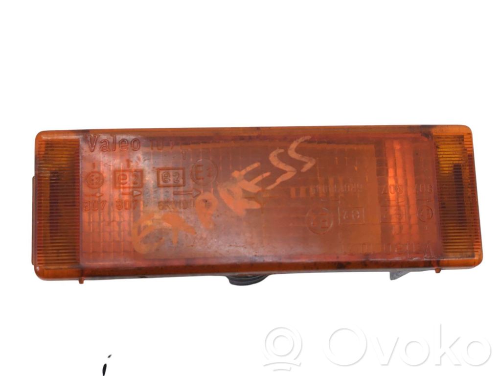 Renault Express Front fender indicator light 