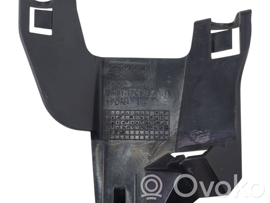 Ford Focus Kita variklio skyriaus detalė 