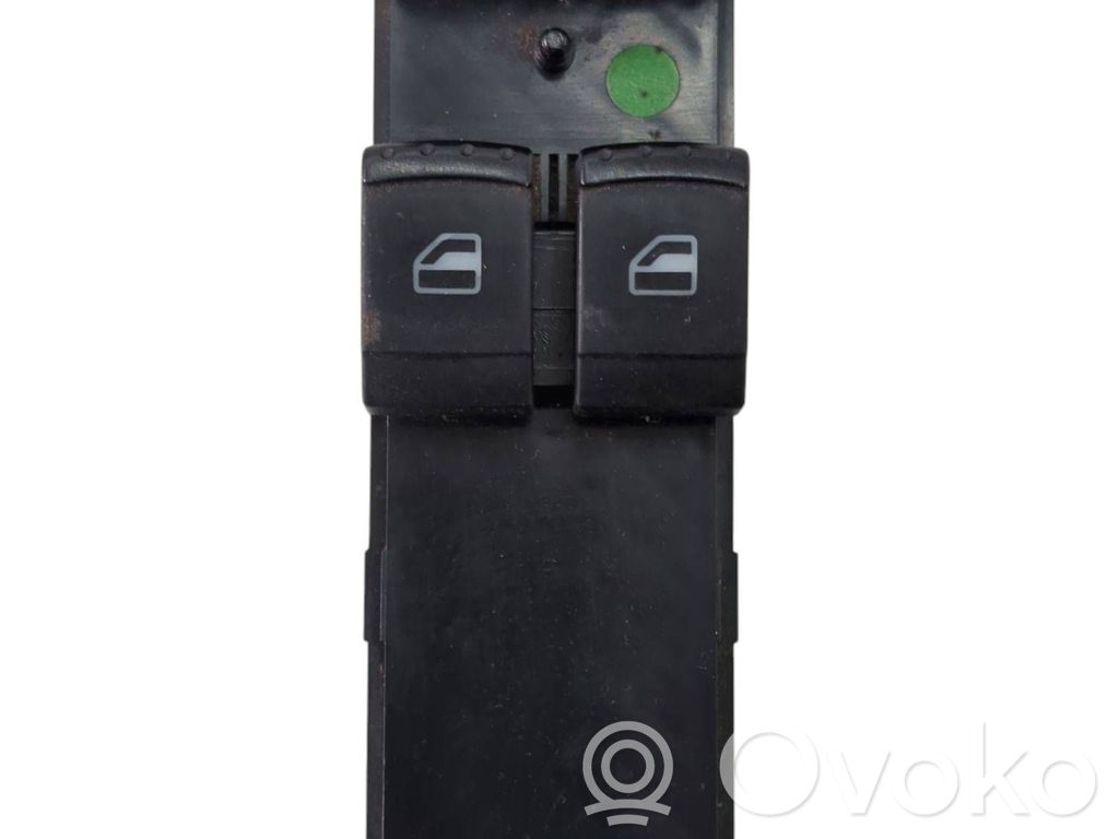 Skoda Fabia Mk1 (6Y) Electric window control switch 